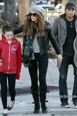 KateBeckinsaleDEC10123003