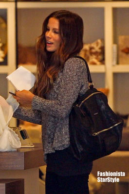 KateBeckinsaleDEC122302