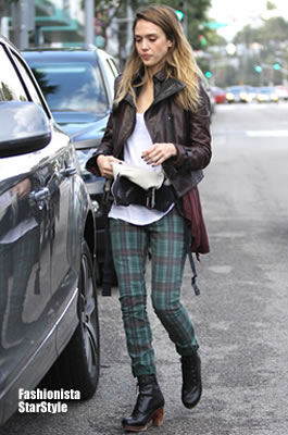 JessicaAlba01JAN13010602 JessicaAlba01JAN13010602