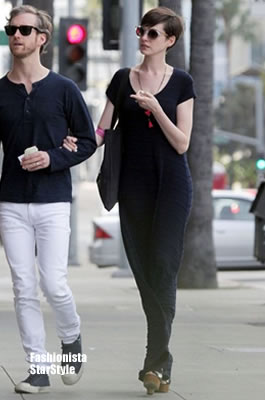 AnneHathaway2FEB13020903