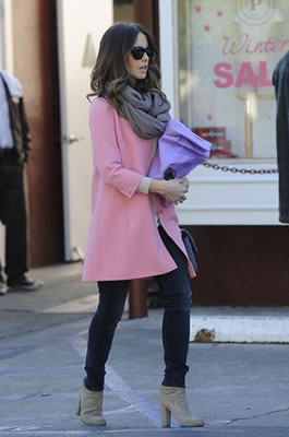 KateBeckinsaleFEB2013022002