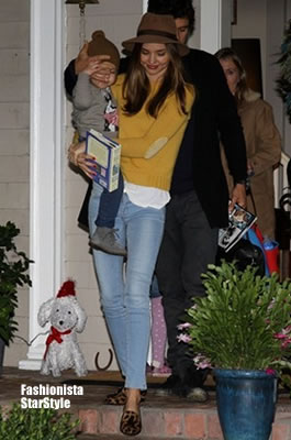 MirandaKerr12DEC123002 MirandaKerr12DEC123002